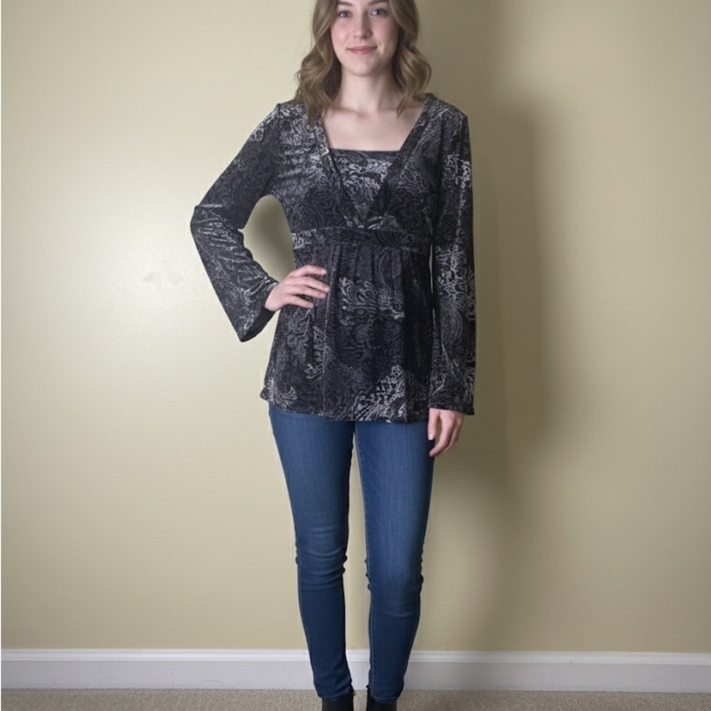 Nine West Elegant Black and Gray Women's Top size M